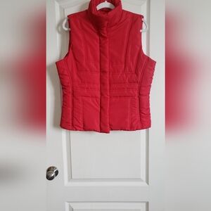 Nevada Red Vest, Size Large.
